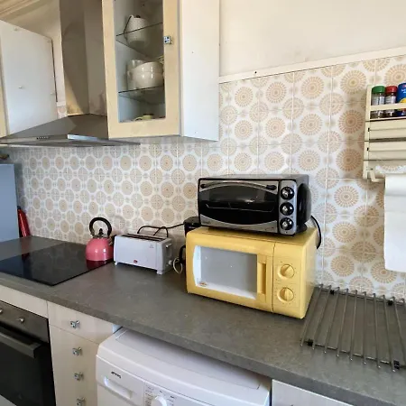 7528 Apartament In דירה